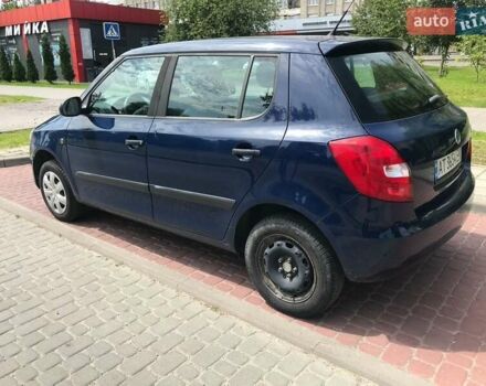 Синій Шкода Фабія, об'ємом двигуна 1.39 л та пробігом 448 тис. км за 4100 $, фото 6 на Automoto.ua