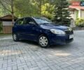 Синий Шкода Фабия, объемом двигателя 1.2 л и пробегом 240 тыс. км за 3950 $, фото 1 на Automoto.ua