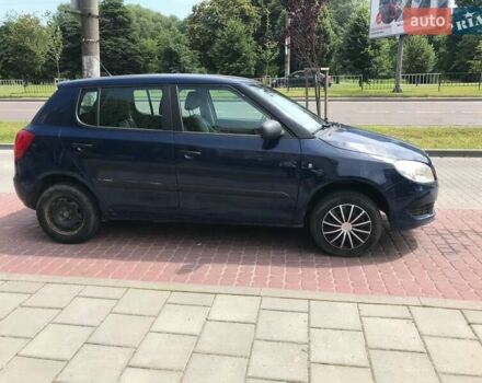 Синій Шкода Фабія, об'ємом двигуна 1.39 л та пробігом 448 тис. км за 4100 $, фото 3 на Automoto.ua