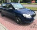 Синій Шкода Фабія, об'ємом двигуна 1.39 л та пробігом 448 тис. км за 4100 $, фото 2 на Automoto.ua