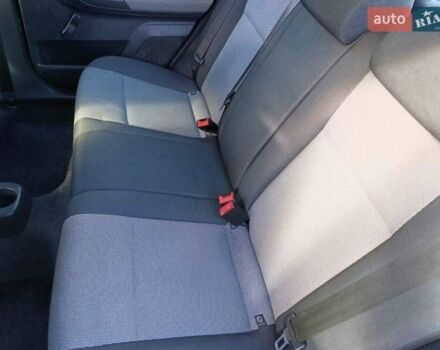 Синій Шкода Фабія, об'ємом двигуна 1.6 л та пробігом 345 тис. км за 5200 $, фото 3 на Automoto.ua