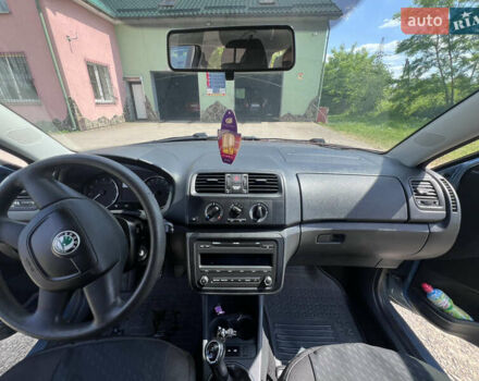 Синий Шкода Фабия, объемом двигателя 1.2 л и пробегом 197 тыс. км за 5400 $, фото 6 на Automoto.ua