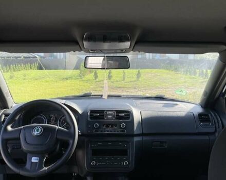 Шкода Фабия 2011 в Львове на Automoto.ua Синий Шкода Фабия, объемом двигателя 1.4 л и пробегом 141 тыс. км за 8300 $, фото 36 на Automoto.ua