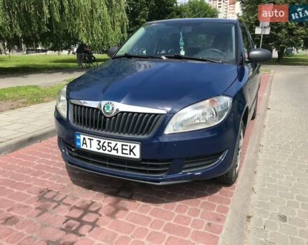 Синій Шкода Фабія, об'ємом двигуна 1.39 л та пробігом 448 тис. км за 4100 $, фото 1 на Automoto.ua