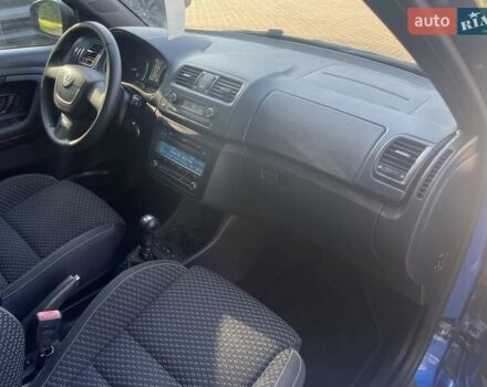 Шкода Фабия 2011 в Львове на Automoto.ua Синий Шкода Фабия, объемом двигателя 1.4 л и пробегом 142 тыс. км за 8150 $, фото 35 на Automoto.ua