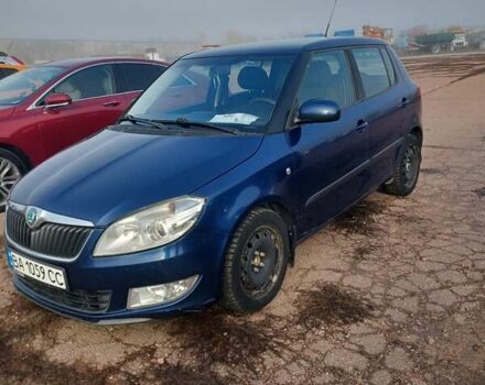 Синий Шкода Фабия, объемом двигателя 1.6 л и пробегом 218 тыс. км за 6500 $, фото 1 на Automoto.ua