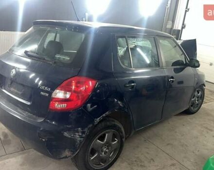 Синій Шкода Фабія, об'ємом двигуна 1.6 л та пробігом 195 тис. км за 2200 $, фото 2 на Automoto.ua