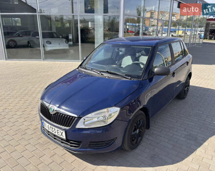 Синий Шкода Фабия, объемом двигателя 1.6 л и пробегом 285 тыс. км за 4700 $, фото 1 на Automoto.ua
