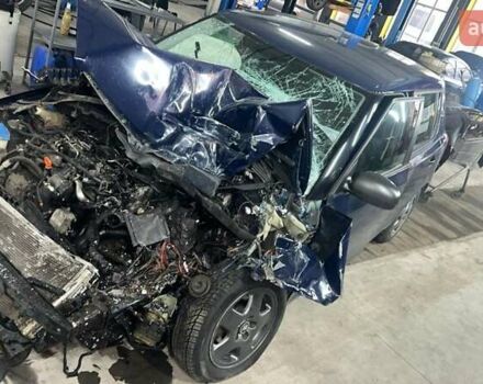 Синій Шкода Фабія, об'ємом двигуна 1.6 л та пробігом 195 тис. км за 2200 $, фото 8 на Automoto.ua