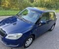 Синий Шкода Фабия, объемом двигателя 1.2 л и пробегом 210 тыс. км за 2400 $, фото 2 на Automoto.ua