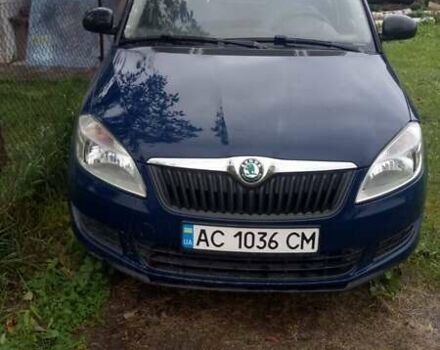 Синий Шкода Фабия, объемом двигателя 1.2 л и пробегом 225 тыс. км за 4700 $, фото 2 на Automoto.ua
