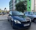 Синий Шкода Фабия, объемом двигателя 1.6 л и пробегом 178 тыс. км за 5750 $, фото 1 на Automoto.ua