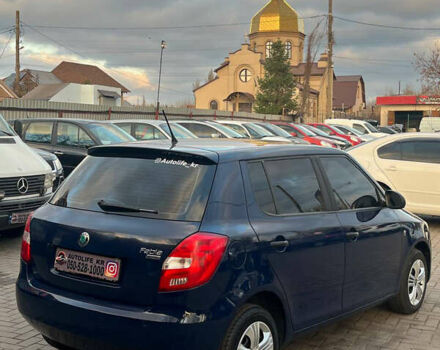 Синий Шкода Фабия, объемом двигателя 1.6 л и пробегом 240 тыс. км за 5900 $, фото 5 на Automoto.ua