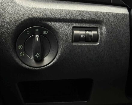 Шкода Фабія 2012 у Львові на Automoto.ua Синій Шкода Фабія, об'ємом двигуна 1.4 л та пробігом 250 тис. км за 6150 $, фото 19 на Automoto.ua