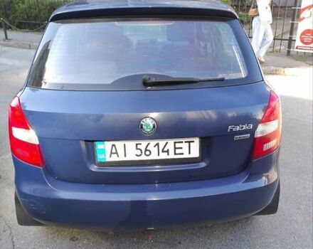 Синий Шкода Фабия, объемом двигателя 1.39 л и пробегом 235 тыс. км за 5100 $, фото 4 на Automoto.ua