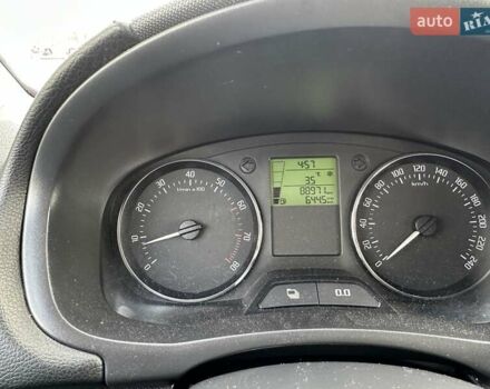 Синий Шкода Фабия, объемом двигателя 1.39 л и пробегом 89 тыс. км за 6400 $, фото 9 на Automoto.ua