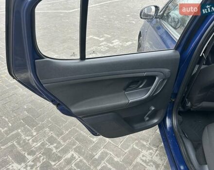 Синий Шкода Фабия, объемом двигателя 1.39 л и пробегом 260 тыс. км за 4200 $, фото 10 на Automoto.ua