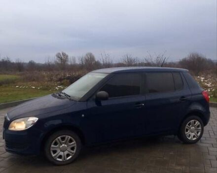 Синий Шкода Фабия, объемом двигателя 1.6 л и пробегом 279 тыс. км за 5200 $, фото 2 на Automoto.ua