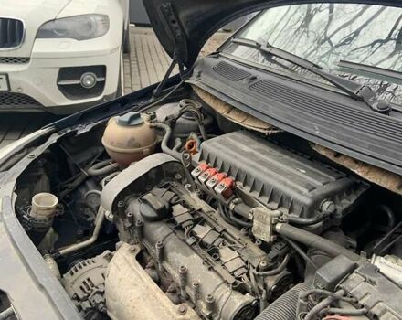 Синий Шкода Фабия, объемом двигателя 1.2 л и пробегом 298 тыс. км за 3600 $, фото 7 на Automoto.ua