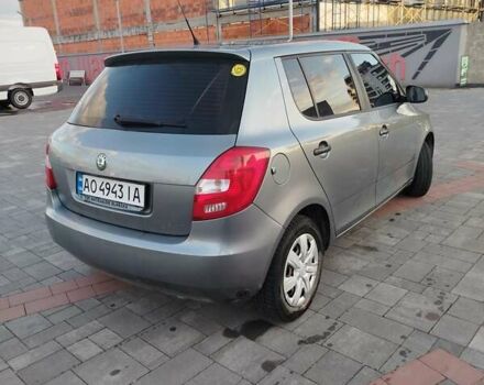 Синий Шкода Фабия, объемом двигателя 1.2 л и пробегом 250 тыс. км за 5500 $, фото 1 на Automoto.ua