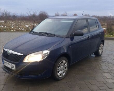 Синий Шкода Фабия, объемом двигателя 1.6 л и пробегом 217 тыс. км за 5200 $, фото 1 на Automoto.ua