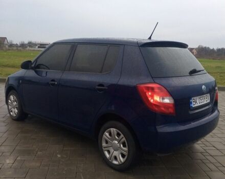 Синий Шкода Фабия, объемом двигателя 1.6 л и пробегом 217 тыс. км за 5200 $, фото 5 на Automoto.ua