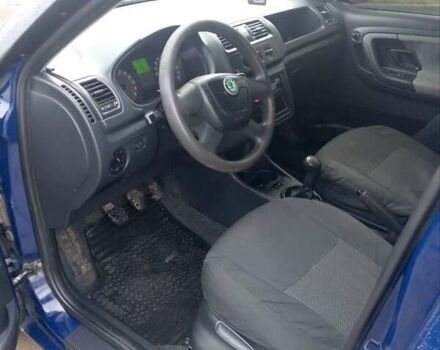 Синий Шкода Фабия, объемом двигателя 1.6 л и пробегом 279 тыс. км за 5200 $, фото 14 на Automoto.ua