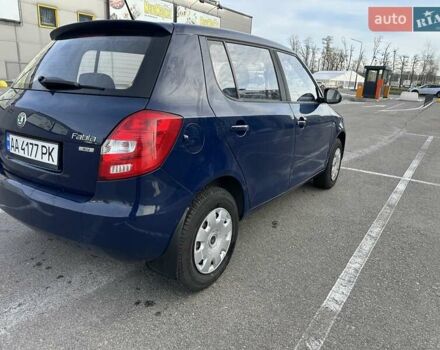 Синий Шкода Фабия, объемом двигателя 1.39 л и пробегом 89 тыс. км за 6400 $, фото 2 на Automoto.ua
