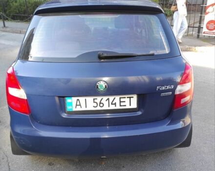 Синий Шкода Фабия, объемом двигателя 1.4 л и пробегом 235 тыс. км за 5100 $, фото 5 на Automoto.ua