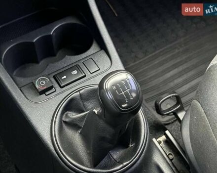 Синий Шкода Фабия, объемом двигателя 1.2 л и пробегом 116 тыс. км за 4490 $, фото 19 на Automoto.ua