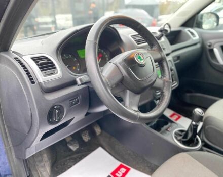 Синій Шкода Фабія, об'ємом двигуна 1.4 л та пробігом 283 тис. км за 5790 $, фото 11 на Automoto.ua
