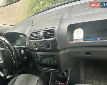 Синий Шкода Фабия, объемом двигателя 1.2 л и пробегом 203 тыс. км за 6000 $, фото 12 на Automoto.ua