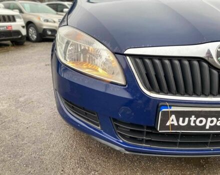 Синій Шкода Фабія, об'ємом двигуна 1.4 л та пробігом 283 тис. км за 5790 $, фото 3 на Automoto.ua