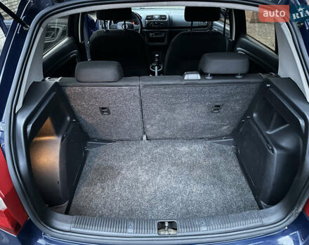 Синий Шкода Фабия, объемом двигателя 1.39 л и пробегом 262 тыс. км за 4299 $, фото 19 на Automoto.ua