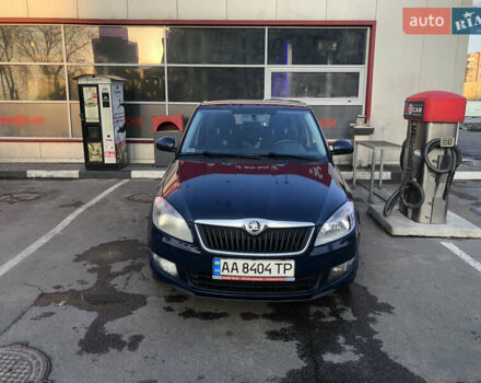 Синий Шкода Фабия, объемом двигателя 1.6 л и пробегом 297 тыс. км за 6500 $, фото 4 на Automoto.ua