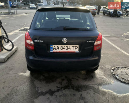 Синий Шкода Фабия, объемом двигателя 1.6 л и пробегом 297 тыс. км за 6500 $, фото 6 на Automoto.ua
