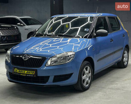 Шкода Фабія 2014 у Чернівцях на Automoto.ua Синій Шкода Фабія, об'ємом двигуна 1.2 л та пробігом 138 тис. км за 7000 $, фото 2 на Automoto.ua