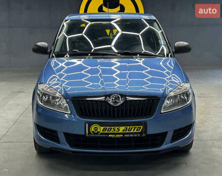 Шкода Фабія 2014 у Чернівцях на Automoto.ua Синій Шкода Фабія, об'ємом двигуна 1.2 л та пробігом 138 тис. км за 7000 $, фото 1 на Automoto.ua