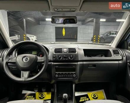 Шкода Фабія 2014 у Чернівцях на Automoto.ua Синій Шкода Фабія, об'ємом двигуна 1.2 л та пробігом 138 тис. км за 7000 $, фото 10 на Automoto.ua