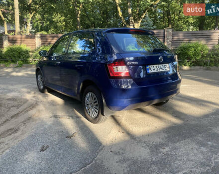 Синий Шкода Фабия, объемом двигателя 1.2 л и пробегом 119 тыс. км за 7150 $, фото 3 на Automoto.ua