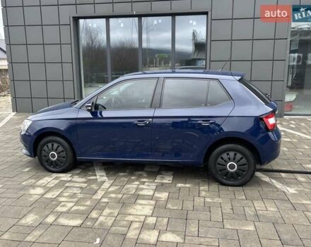 Синий Шкода Фабия, объемом двигателя 1.2 л и пробегом 200 тыс. км за 6500 $, фото 4 на Automoto.ua