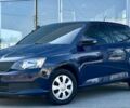 Синий Шкода Фабия, объемом двигателя 1 л и пробегом 160 тыс. км за 8900 $, фото 2 на Automoto.ua