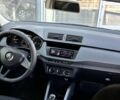 Синий Шкода Фабия, объемом двигателя 1 л и пробегом 160 тыс. км за 8900 $, фото 16 на Automoto.ua