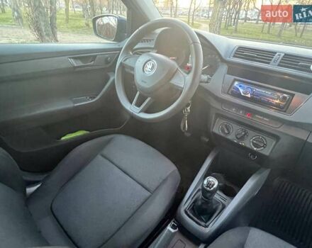 Синий Шкода Фабия, объемом двигателя 1 л и пробегом 118 тыс. км за 7399 $, фото 9 на Automoto.ua