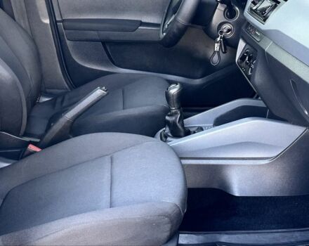 Синий Шкода Фабия, объемом двигателя 1 л и пробегом 160 тыс. км за 8900 $, фото 11 на Automoto.ua