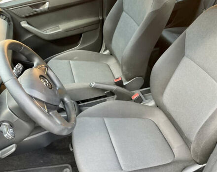 Синий Шкода Фабия, объемом двигателя 1 л и пробегом 66 тыс. км за 7950 $, фото 11 на Automoto.ua