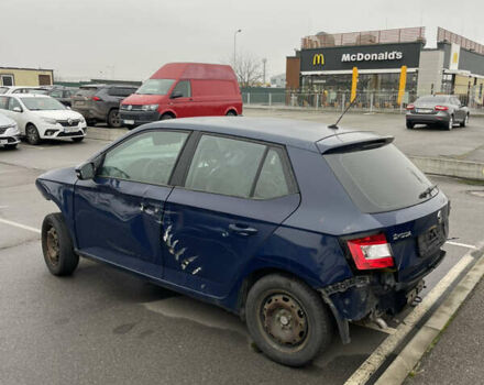 Синій Шкода Фабія, об'ємом двигуна 1 л та пробігом 60 тис. км за 3700 $, фото 4 на Automoto.ua