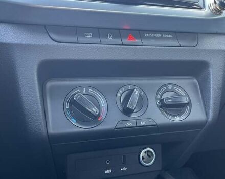 Шкода Фабия 2018 в Киеве на Automoto.ua Синий Шкода Фабия, объемом двигателя 1 л и пробегом 188 тыс. км за 6305 $, фото 19 на Automoto.ua