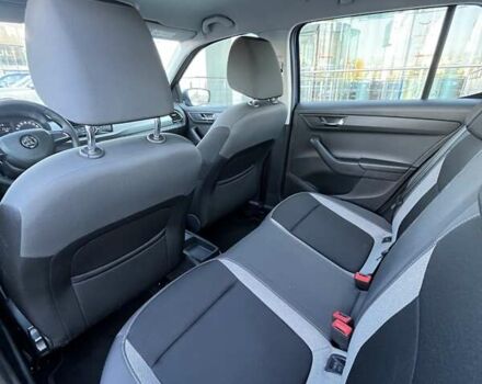 Шкода Фабия 2018 в Киеве на Automoto.ua Синий Шкода Фабия, объемом двигателя 1 л и пробегом 167 тыс. км за 6062 $, фото 9 на Automoto.ua