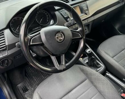 Синий Шкода Фабия, объемом двигателя 1 л и пробегом 123 тыс. км за 7600 $, фото 9 на Automoto.ua